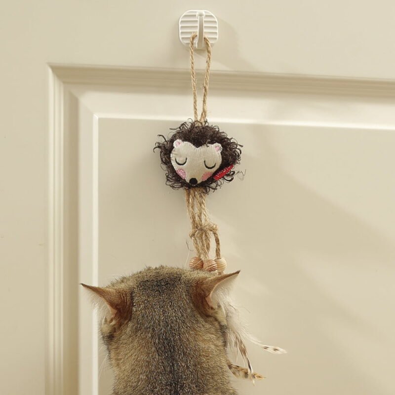 Juguetes GiGWI para gatos con HOJAS SILVERVINE línea ECO LINE